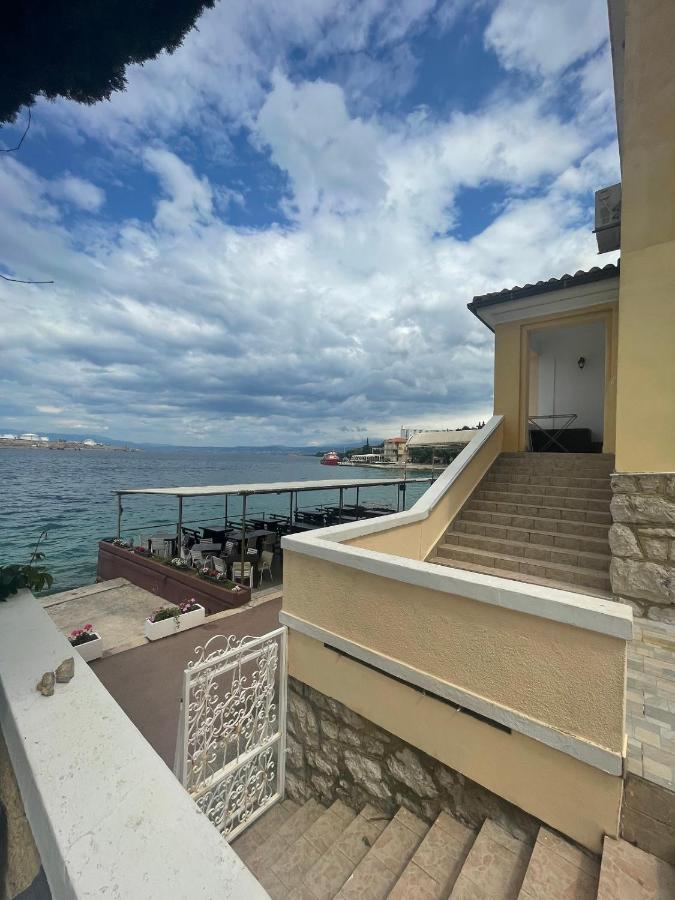Bed&Breakfast Villa Eva Omišalj Exterior foto