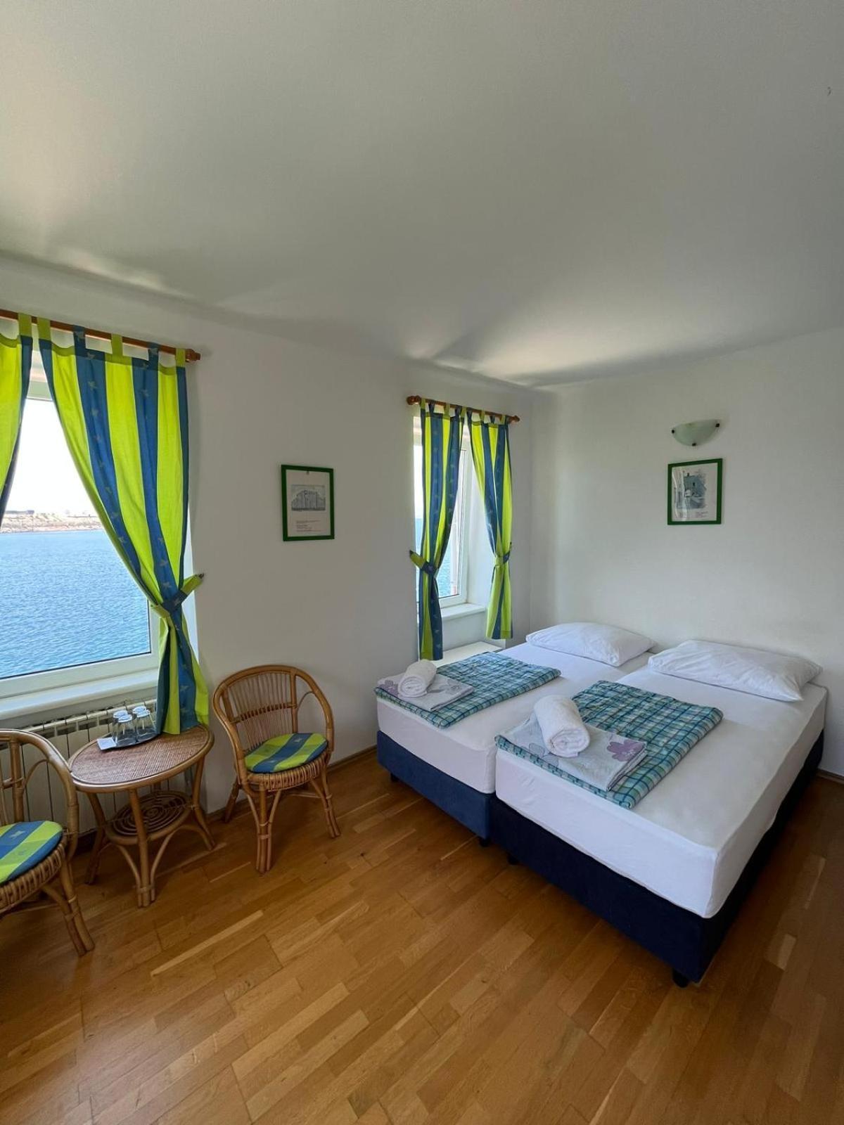 Bed&Breakfast Villa Eva Omišalj Exterior foto
