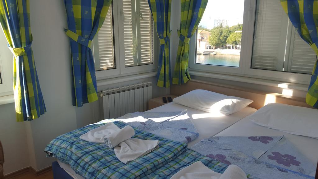 Bed&Breakfast Villa Eva Omišalj Quarto foto