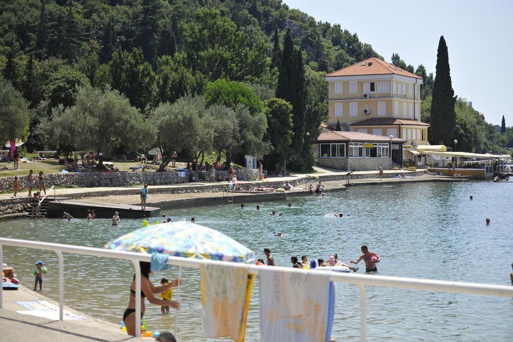 Bed&Breakfast Villa Eva Omišalj Exterior foto