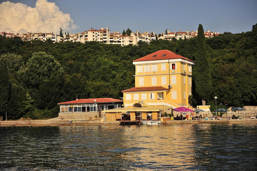 Bed&Breakfast Villa Eva Omišalj Exterior foto